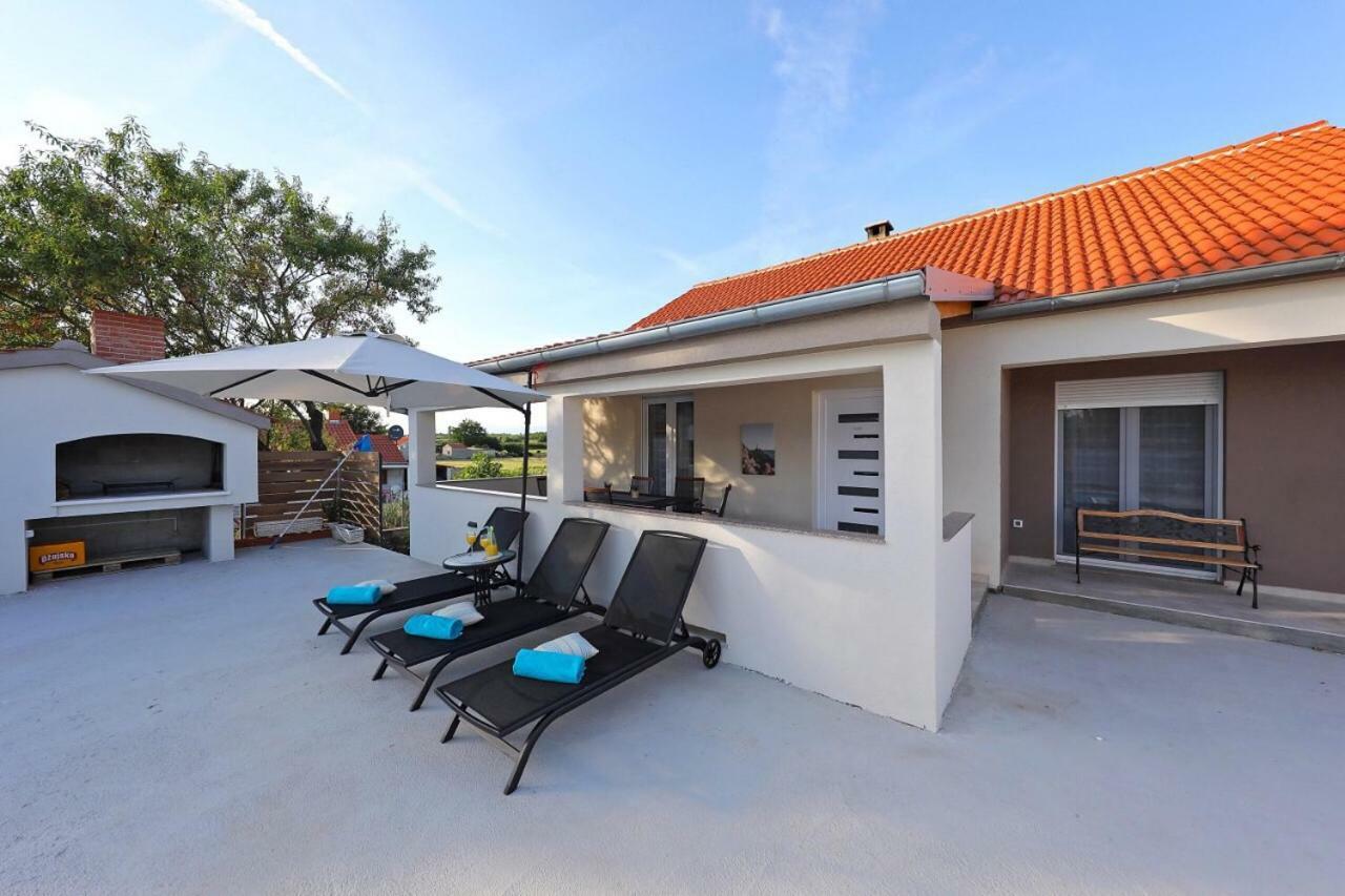 Holiday House Mia Murvica  エクステリア 写真