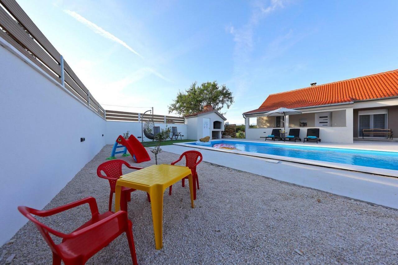 Holiday House Mia Murvica  エクステリア 写真